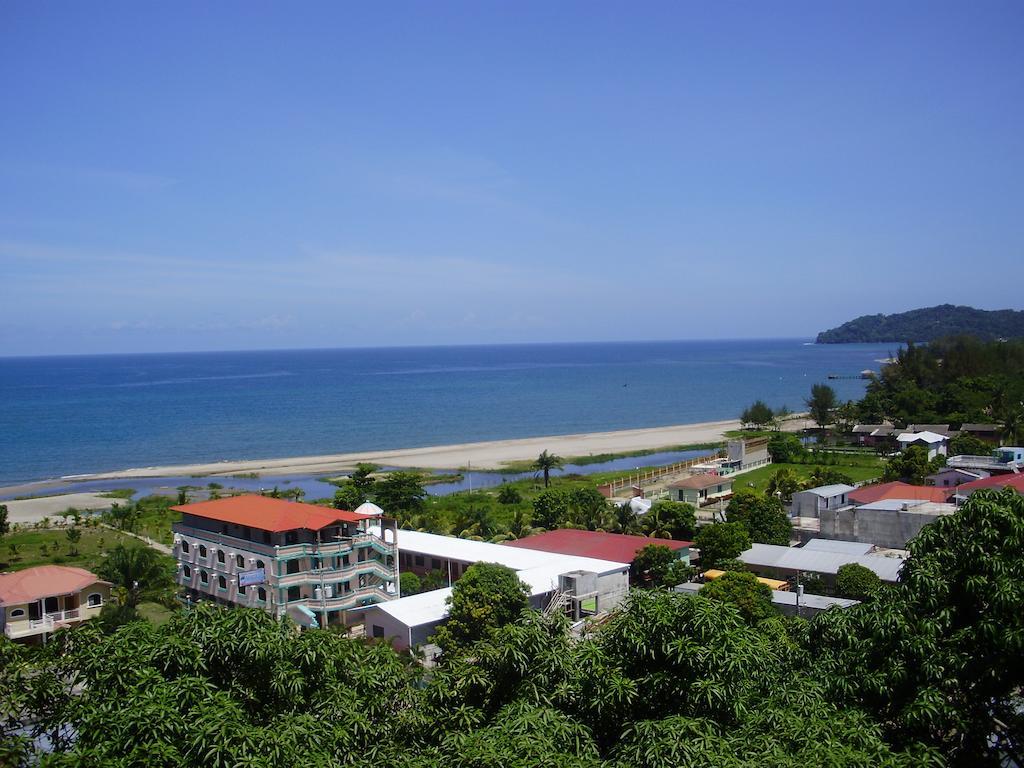 Hotel Maya Vista Tela Exterior foto